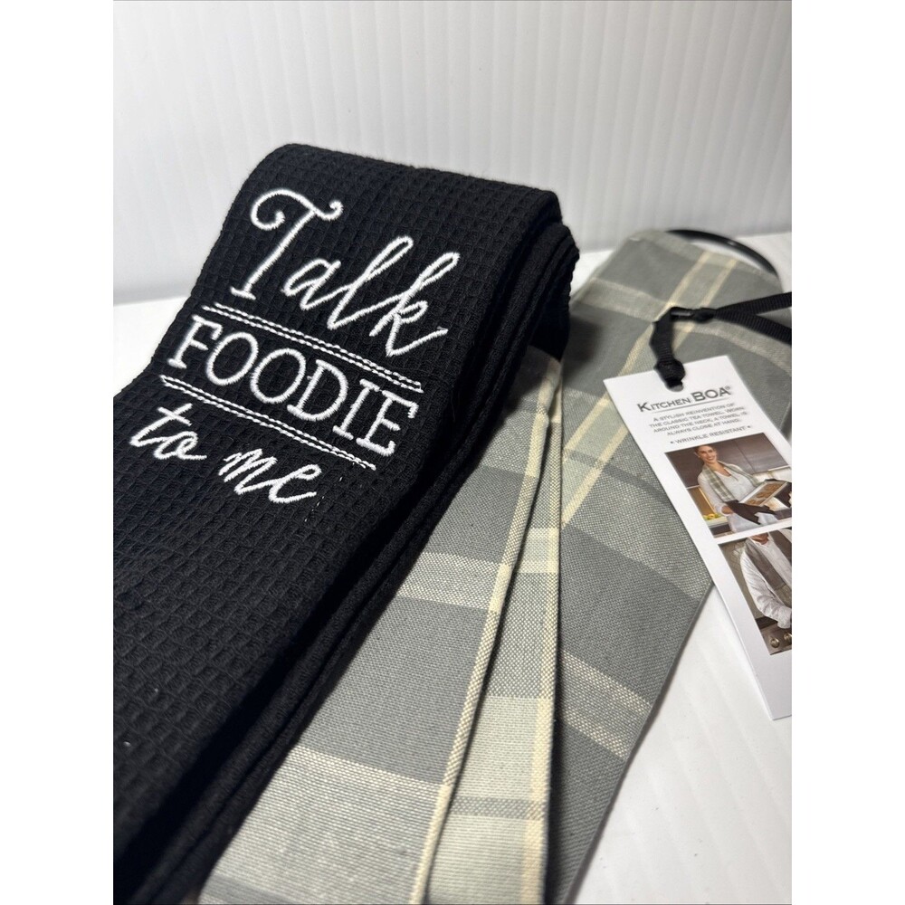Demdaco Talk Foodie To Me Kitchen Boa NWT